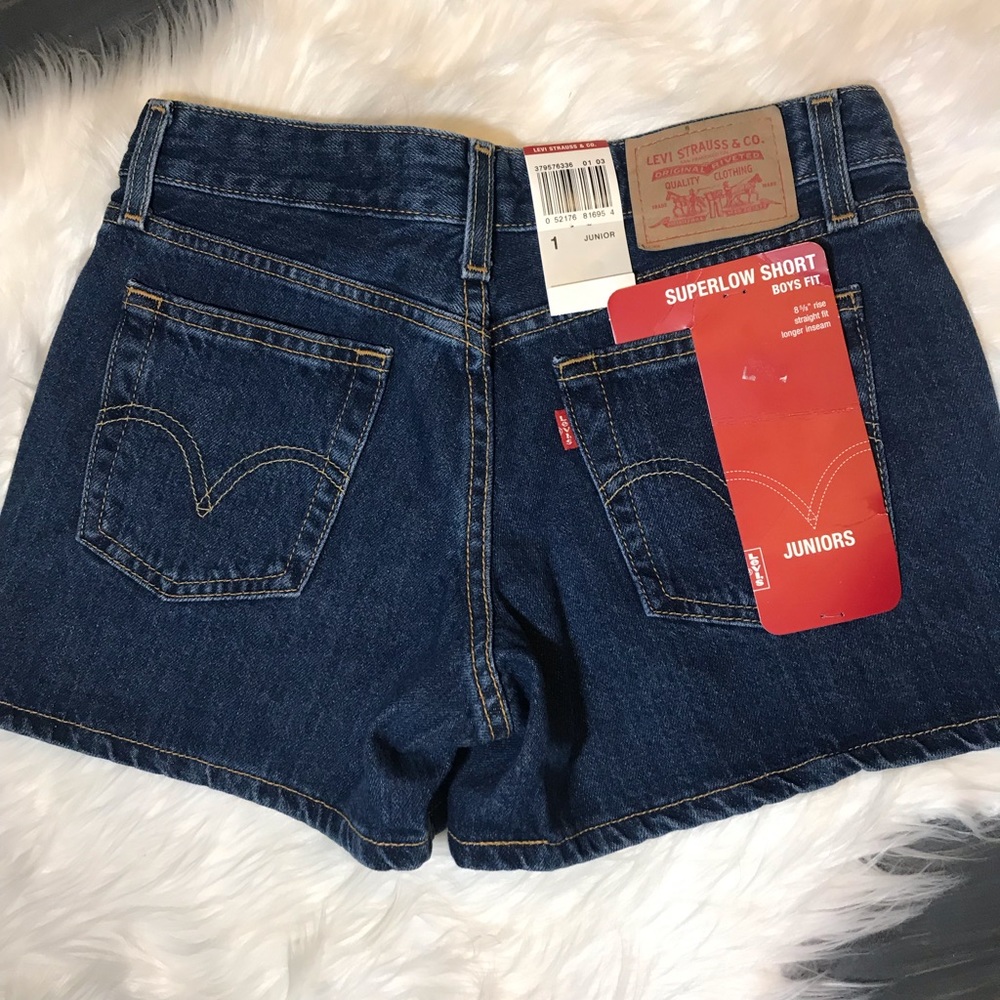 Levi’s Boy Fit Shorts